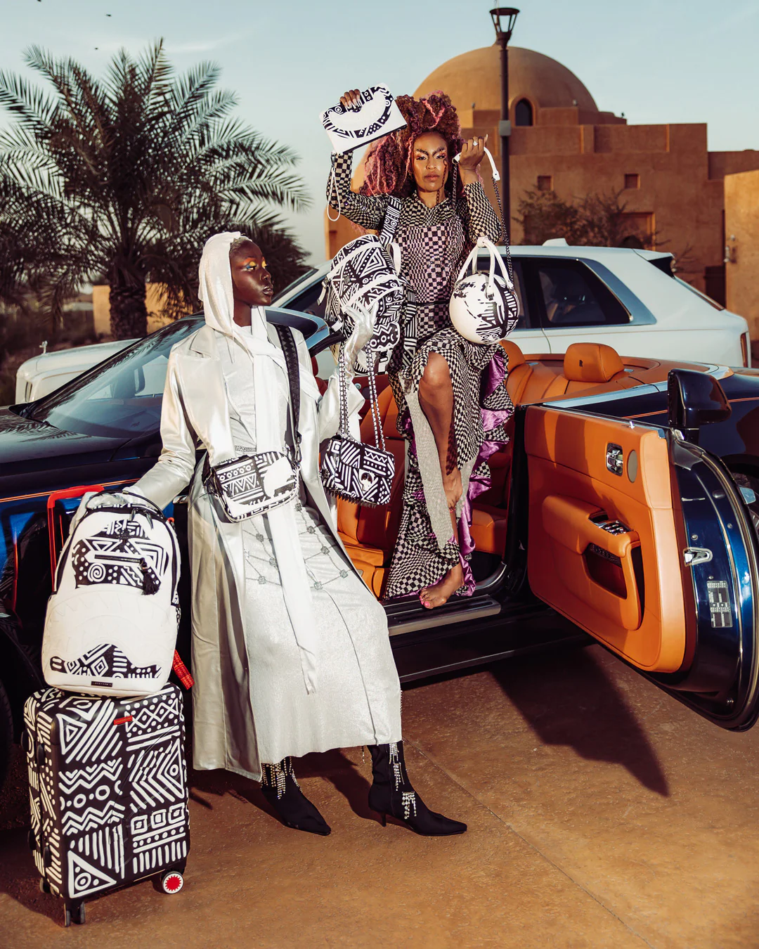 A.I.8 AFRICAN INTELLIGENCE - ORIGIN STORY SHARK HANDBAG - Image 10