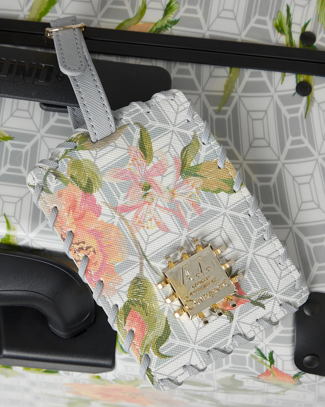 A.I. AFRICAN INTELLIGENCE ELEGANT ENERGY SHARKITECTURE FULL SIZE LUGGAGE - SANDFLOWER COLLAB - Image 17
