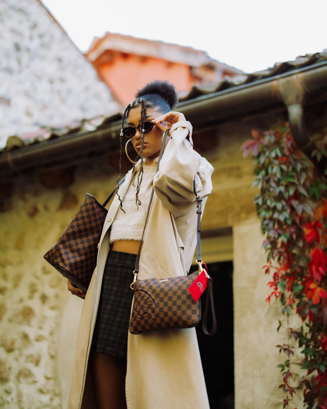 FROM PARIS WITH LOVE CROSSOVER CLUTCH - Image 4