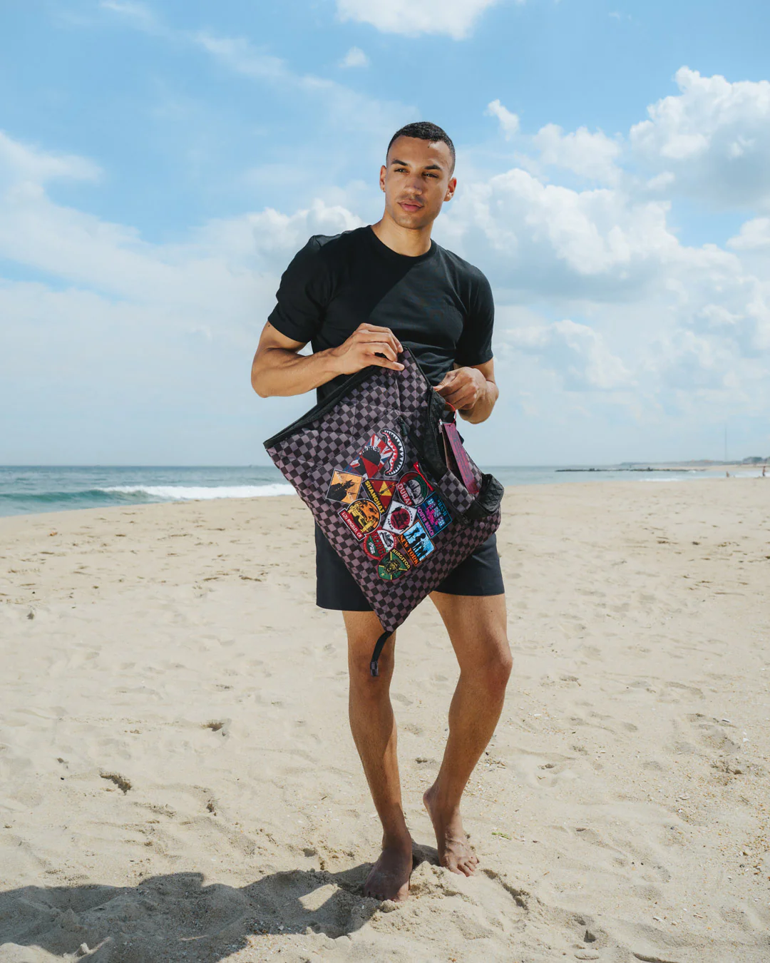 GLOBAL MOGUL UNLIMITED MILES PACKABLE BEACH MAT BLANKET WATER RESISTANT CONVERTIBLE TOTE - Image 10