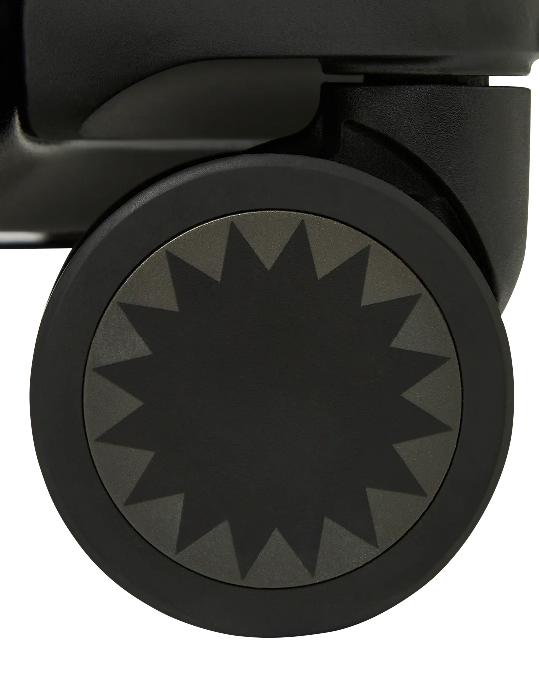 REALITY CHECK SHARKITECTURE CARRY-ON JETBLACK LUGGAGE (GUNMETAL HARDWARE) - Image 20