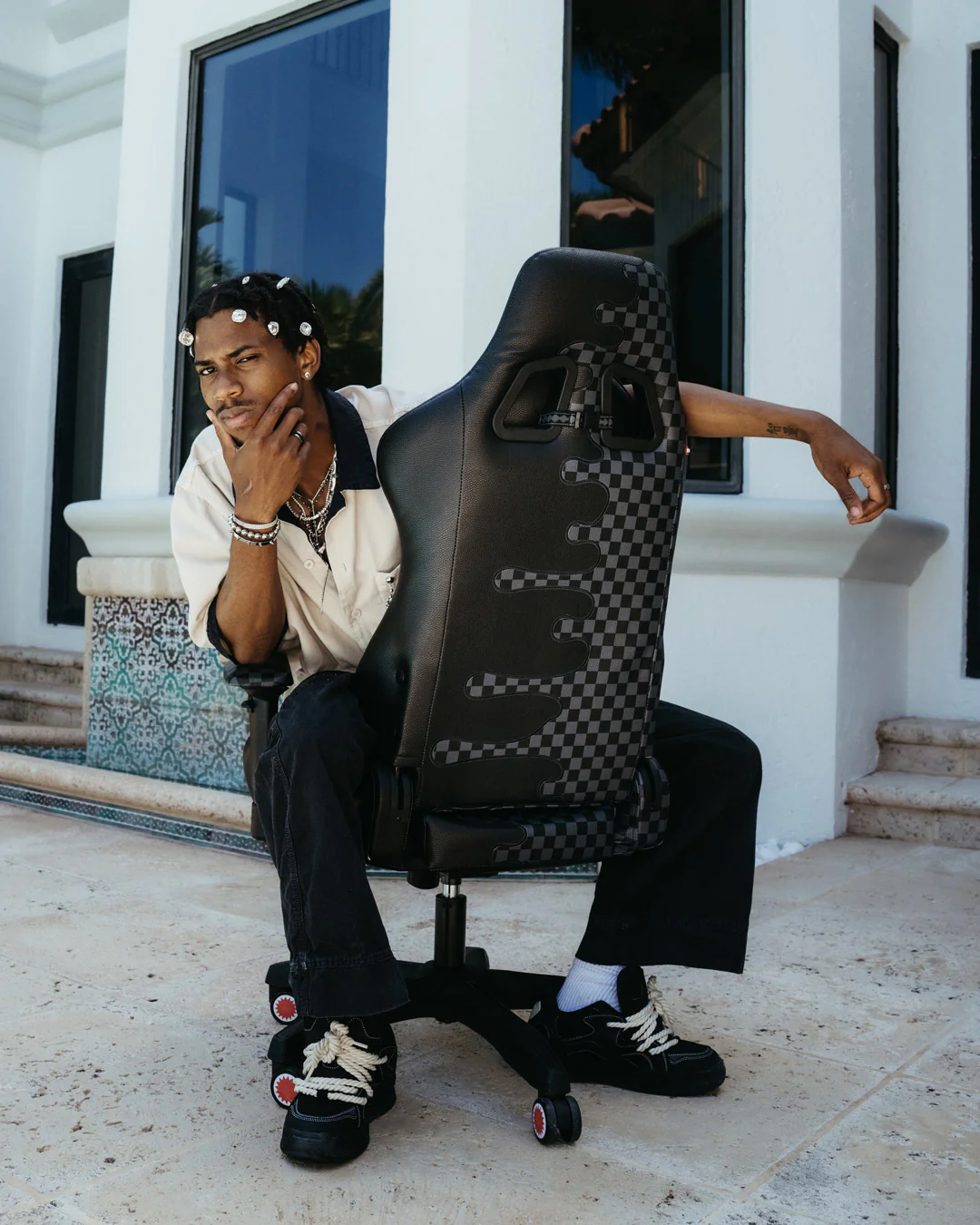 SPEED SHARK SIDE SWIPE GAMING CHAIR - Image 7